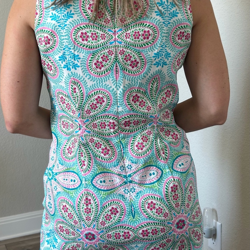 London Times Sleeveless Floral Midi Dress | Resort / Preppy Summer midi dress - Picture 4 of 10